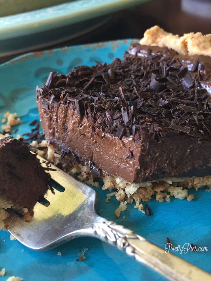 Secret Ingredient Chocolate Silk Pie | Pretty Pies {vegan, gluten-free, healthy}