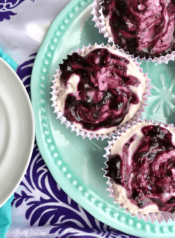 Mini Blueberry Cream Cake - PrettyPies