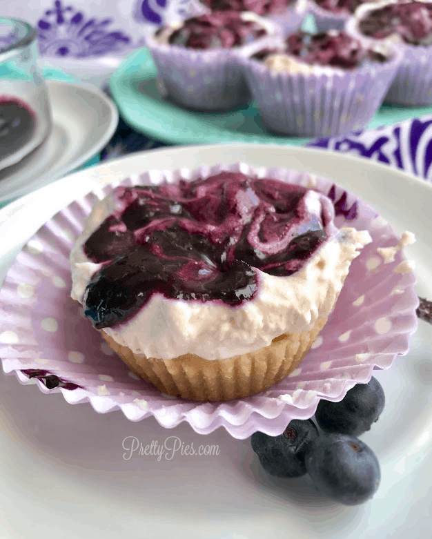Mini Blueberry Cream Pies - PrettyPies.com