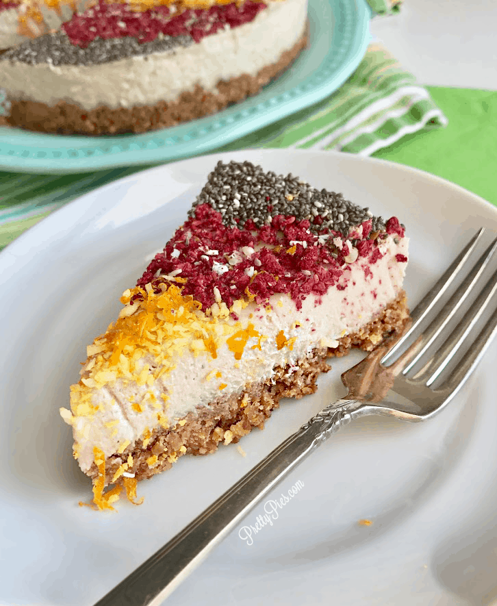 Cake Batter Pie with Natural Rainbow Sprinkles {Low-Carb, Paleo, Vegan} - PrettyPies.com