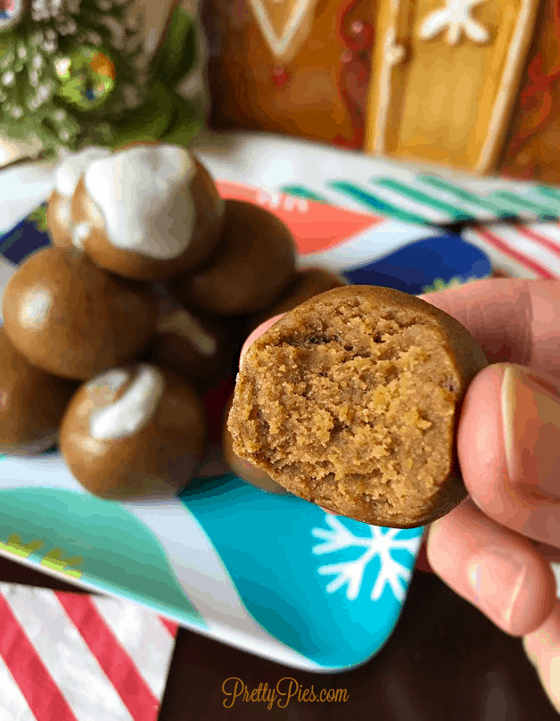 Quick Gingerbread Cake Balls (Vegan, Paleo) PrettyPies.com