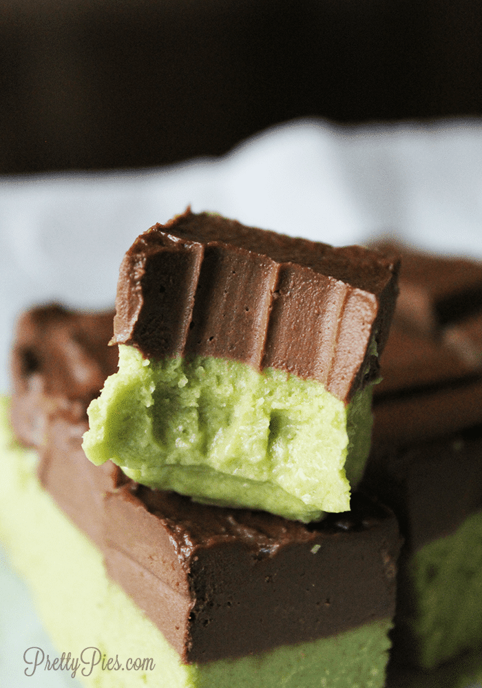 Healthy Mint Chocolate Fudge (Keto, Vegan, Paleo) - PrettyPies.com