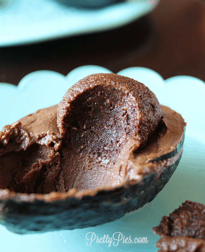 Chococado (Chocolate Avocado) Gelato - PrettyPies.com