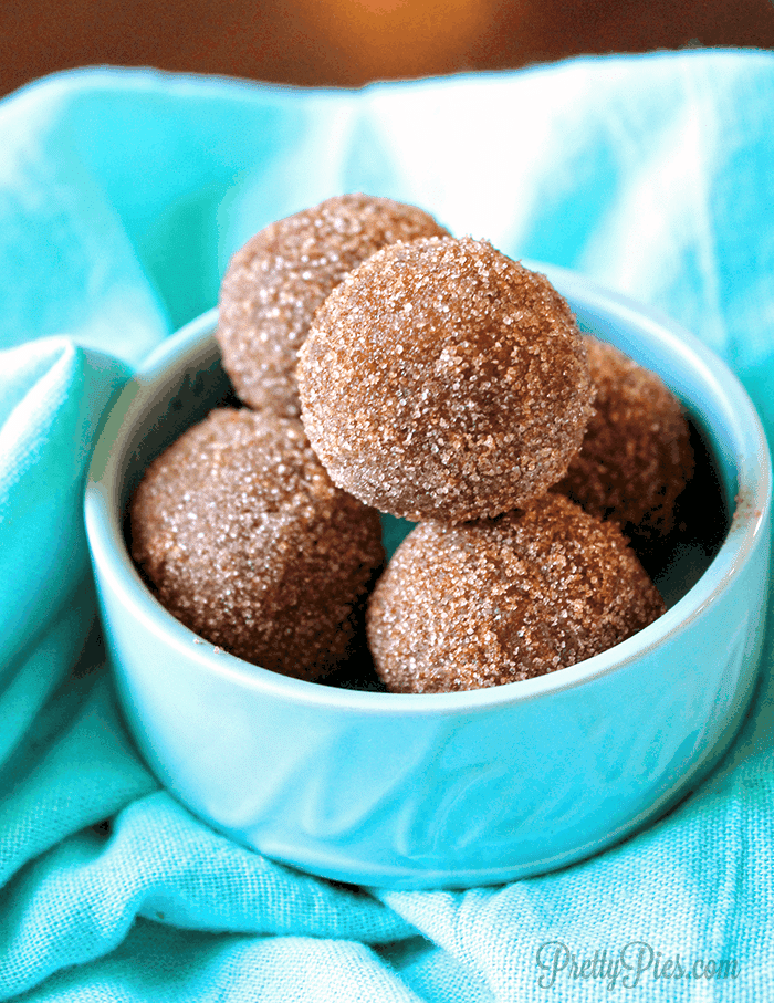 Healthy, 5-Minute Cinnamon Sugar Donut Holes (Keto, Vegan & Paleo) PrettyPies.com