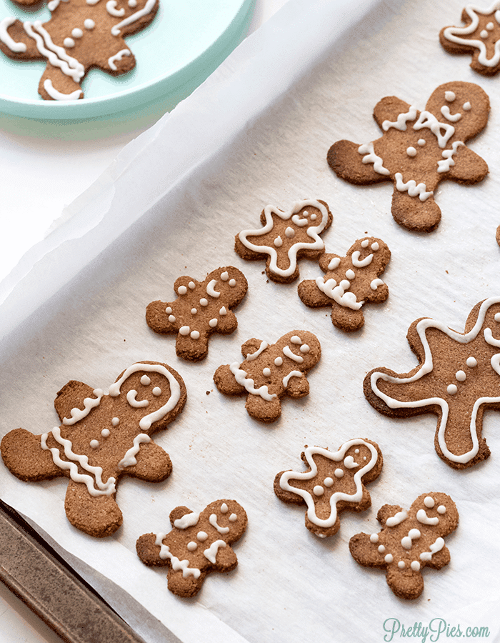 Keto Gingerbread Cookies (GF, Sugar-Free, Low-Carb, Paleo, Vegan)