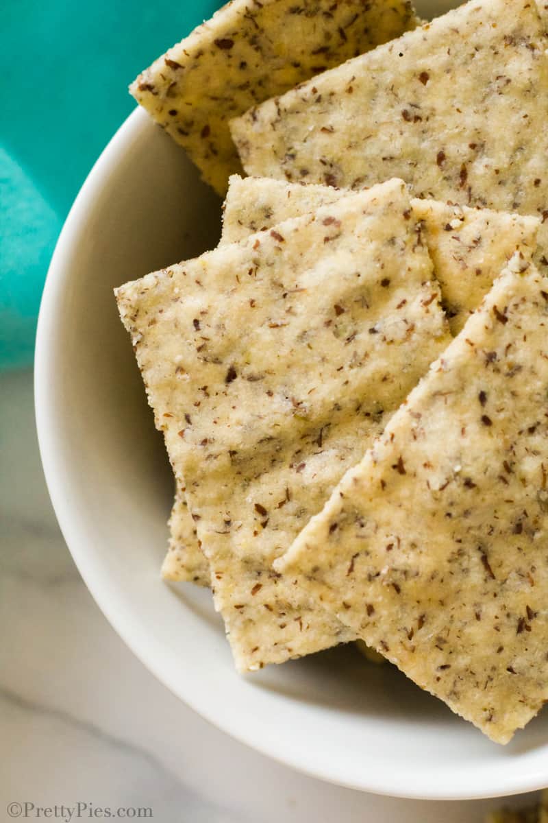 close up of bowl of low carb crackers
